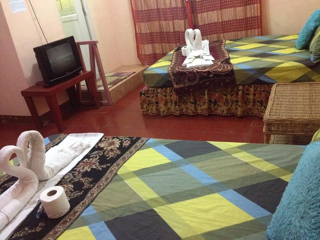 Lagrosa Backpackers Hotel Coron Luaran gambar