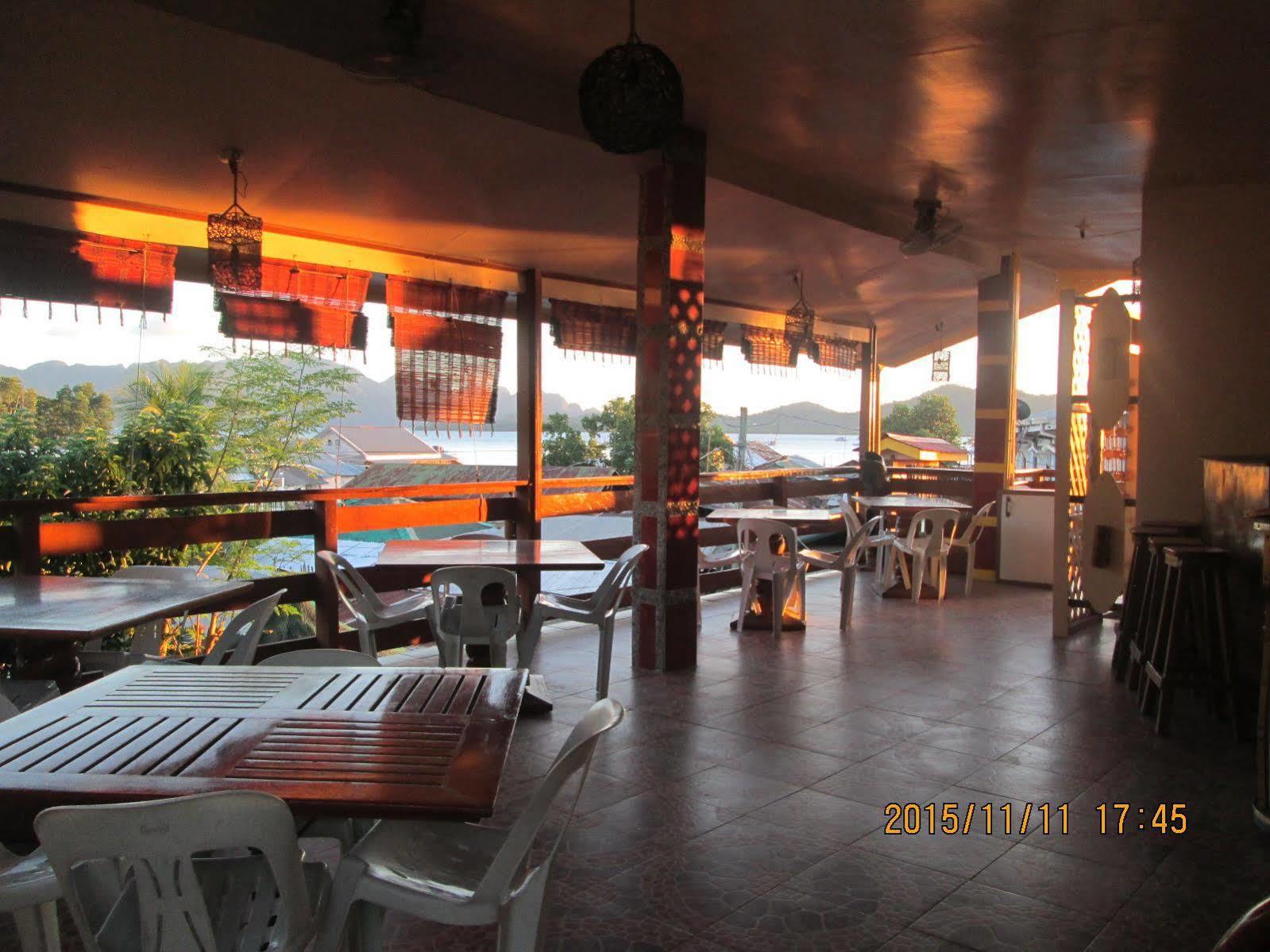 Lagrosa Backpackers Hotel Coron Luaran gambar